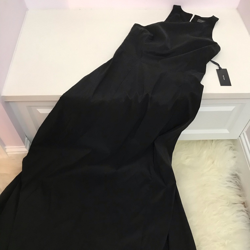 Vera Wang Cotton Blend Gown - Picture 4 of 8